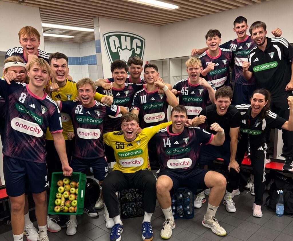 Mannschaft des TSV Burgdorf nach dem Spiel in Oranienburg
