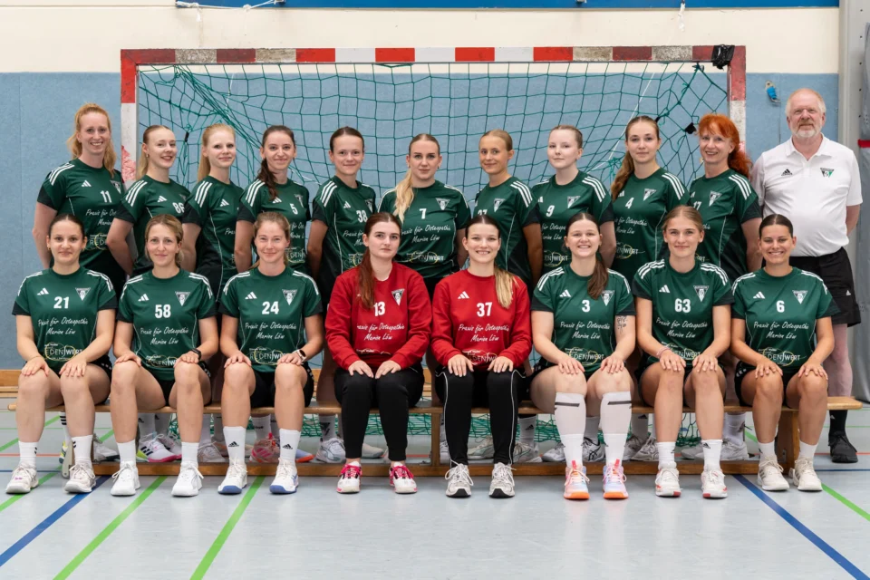 Unser Team der Saison 26/27 🤾♀️Neue Saison, neues Kapitel! Wir sind bereit für neue Herausforderungen, spannende Spiele und jede Menge gemeinsame Momente auf der Platte. 💪🔥