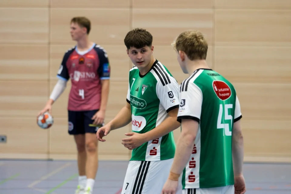 📸 Fotoreihe vom Unentschieden unserer U23 vs. dhkflensborg3liga 𝗩𝗜𝗘𝗟𝗘𝗡 𝗗𝗔𝗡𝗞 - greenpitti! 🙌#diereckenschmiede